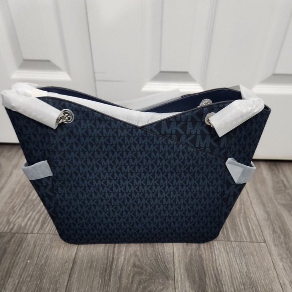 Michael Kors Jet Set Large Logo Shoulder Bag - Picture 6 of 9